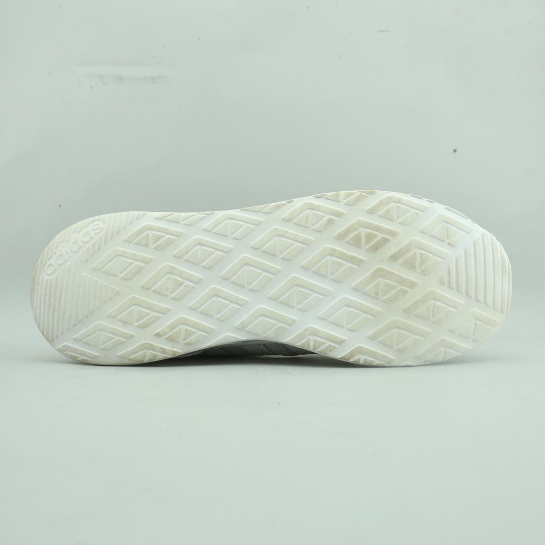 ADIDAS  QUESTAR FLOW NXT