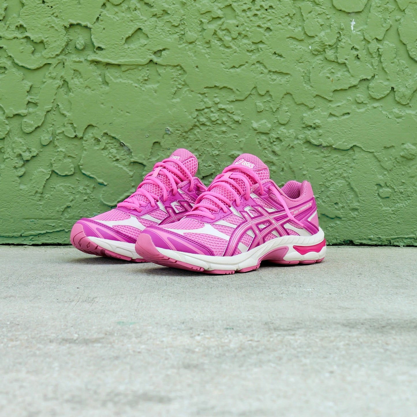 Asics Gel-Cumulus 16 Grade School (Dragon Fruit)