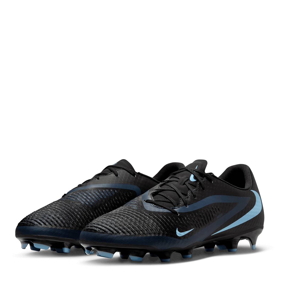 Nike Phantom 6 Low Academy Soccer Cleats