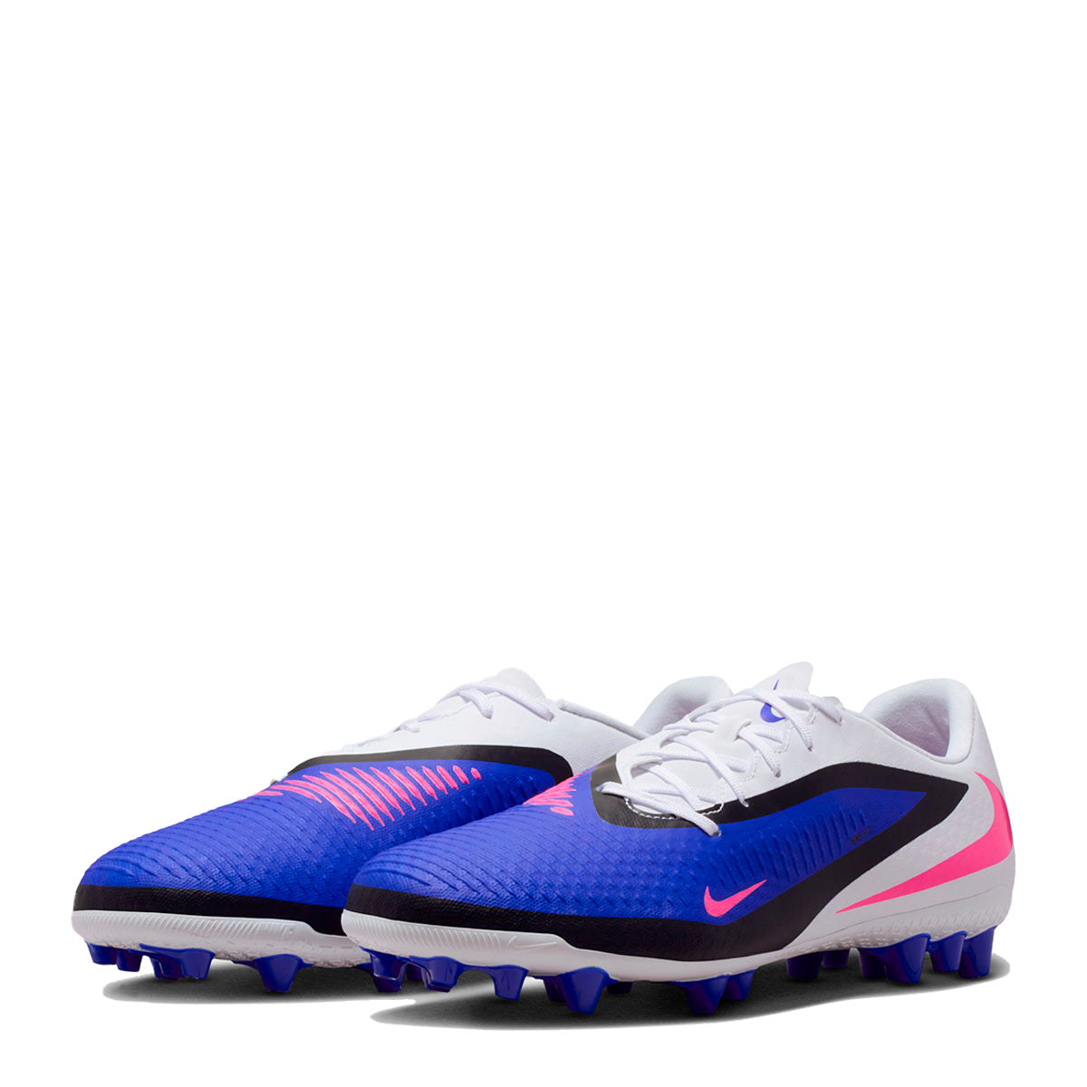 Nike Phantom 6 Low Academy Soccer Cleats