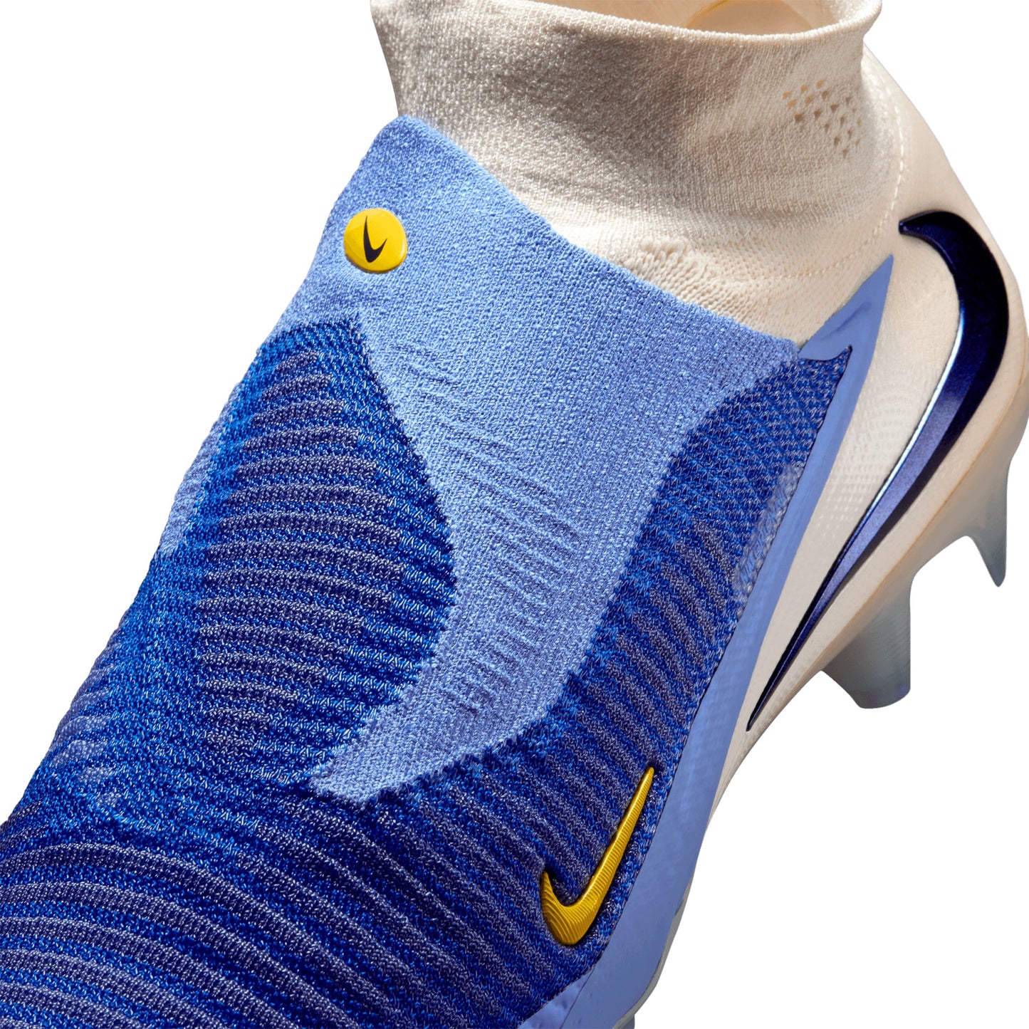 Nike Phantom 6 High Elite Soccer Cleats