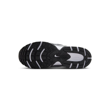 Nike V5 RNR (White/Black-Vast Grey-Metallic Silver)