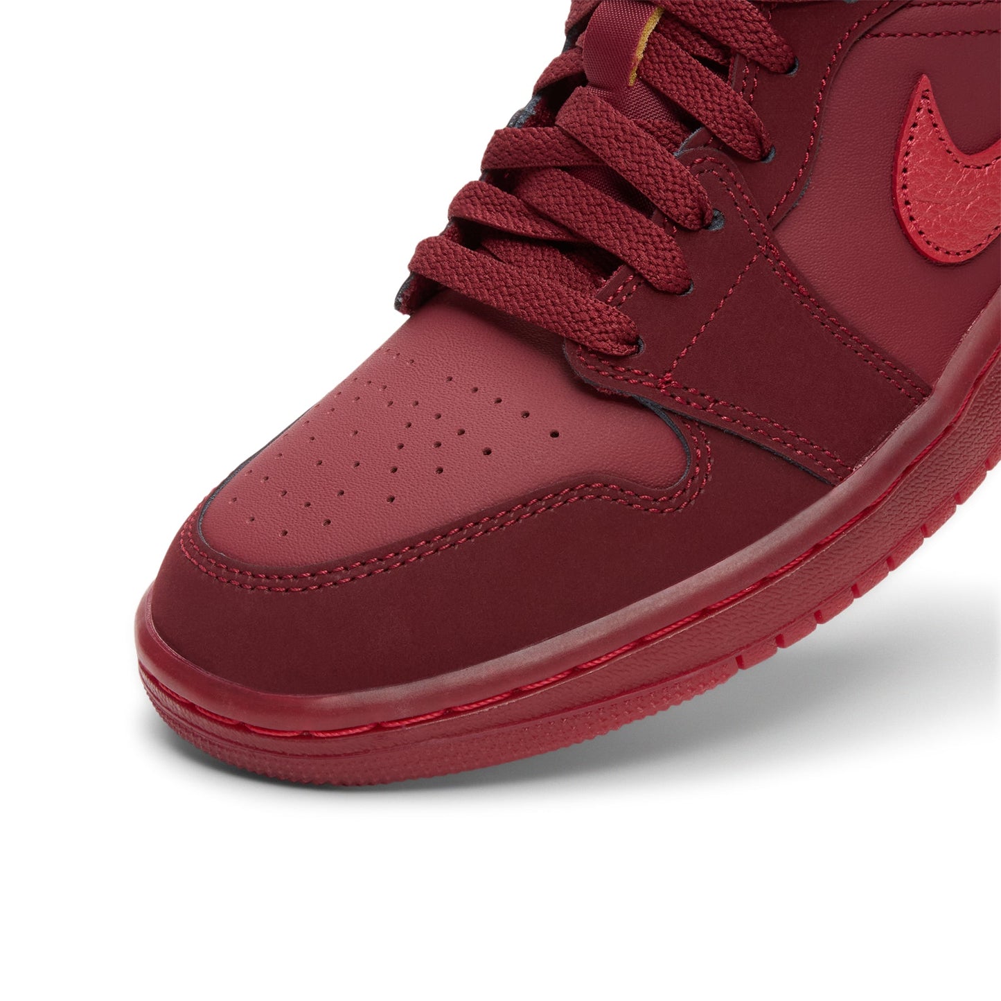 Jordan 
Wmns Air Jordan 1 Low Se (Team Red/Sierra Red)