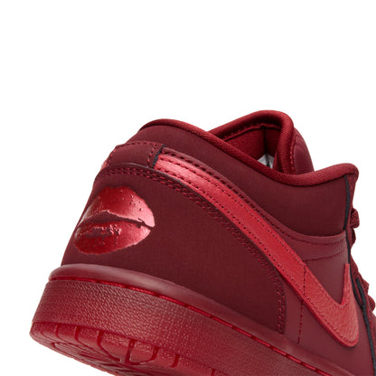 Jordan 
Wmns Air Jordan 1 Low Se (Team Red/Sierra Red)