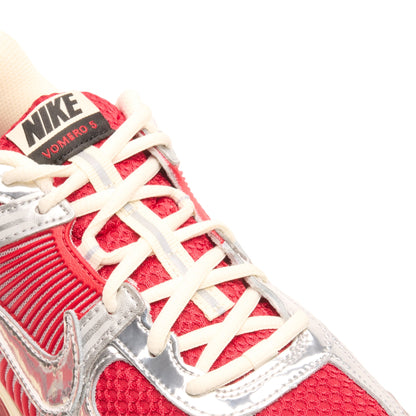 Nike Zoom Vomero 5 (Gym Red/Chrome-Metallic Silver)