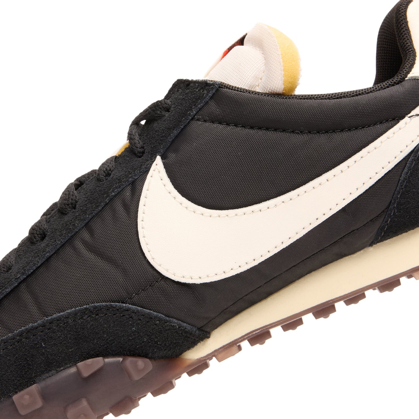 Nike Waffle Racer (Black/Sail-Coconut Milk-Gum Dark Brown)