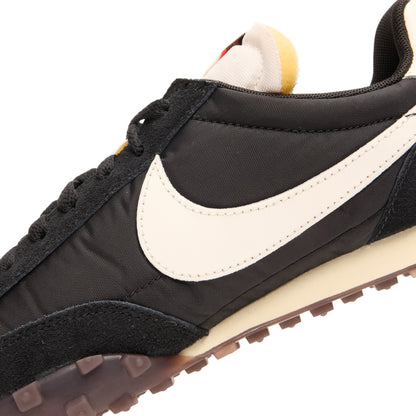 Nike Waffle Racer (Black/Sail-Coconut Milk-Gum Dark Brown)
