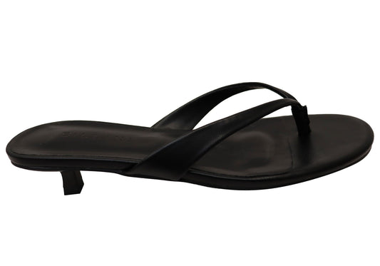 Billini Corri Womens Comfortable Low Heel Thongs Sandals