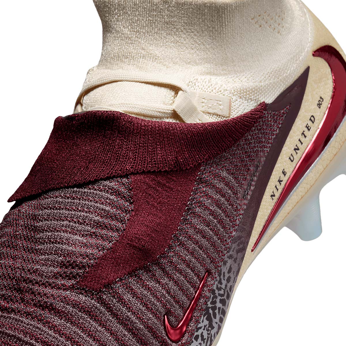 Nike United Phantom 6 High Elite Soccer Cleats