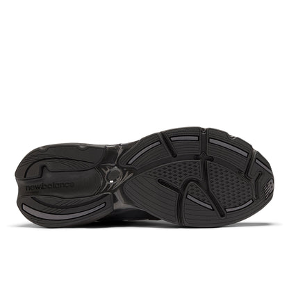 New Balance 2010 (Black/Iridescent)
