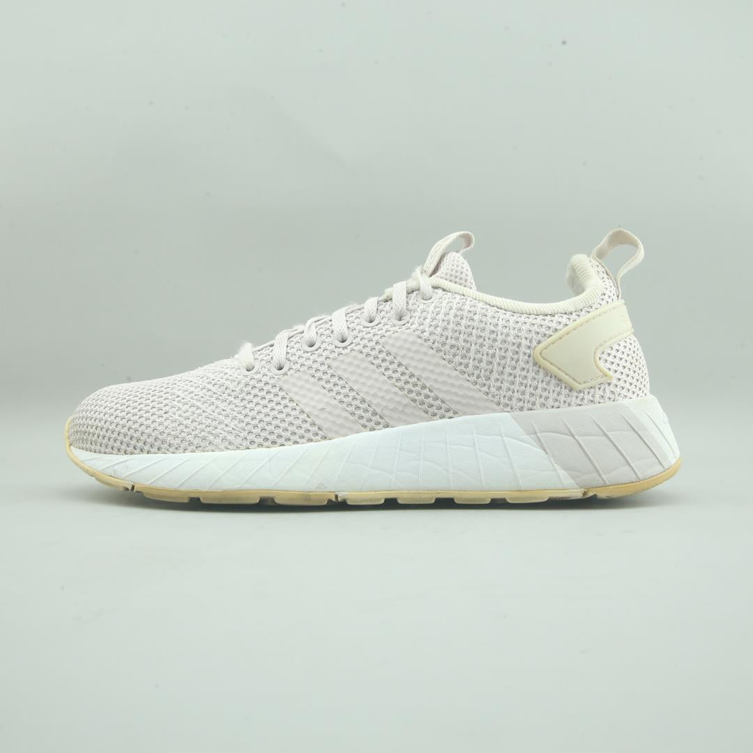 ADIDAS  QUESTAR BYD