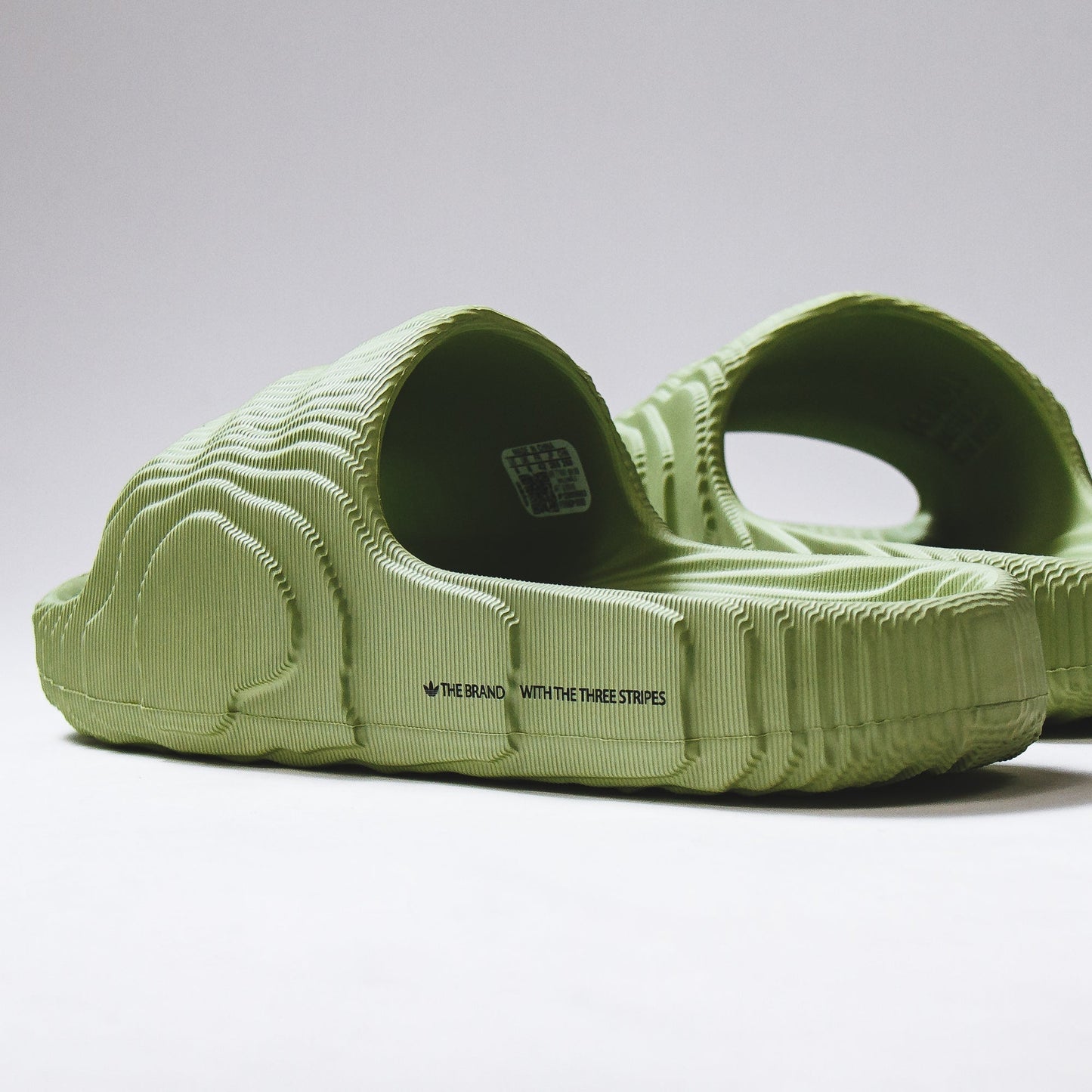 Adidas Originals Men Adilette 22 Slides Core Magic Lime GX6946