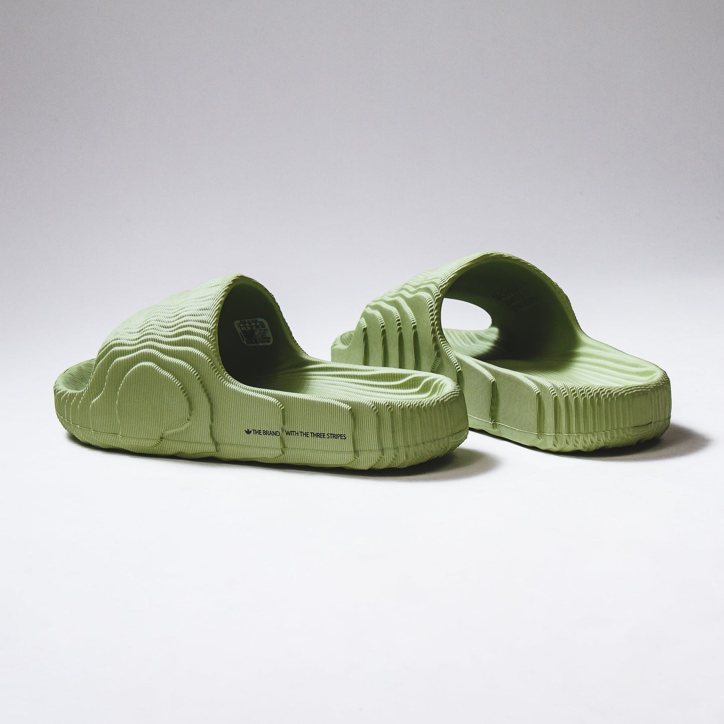 Adidas Originals Men Adilette 22 Slides Core Magic Lime GX6946