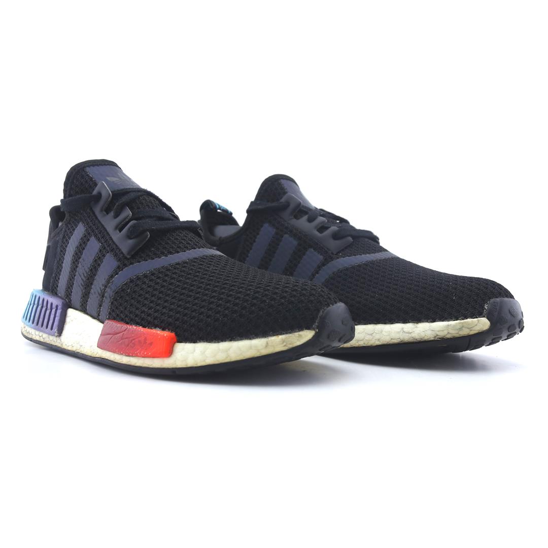 ADIDAS  NMD R1