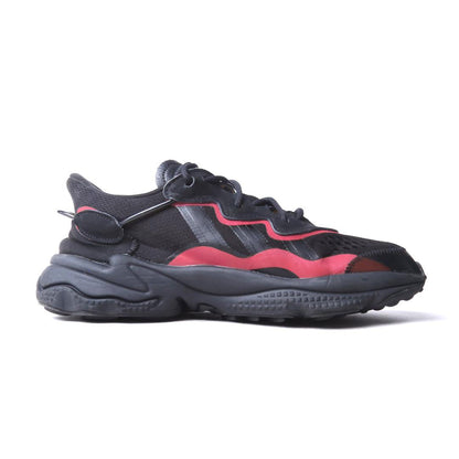 ADIDAS  OZWEEGO