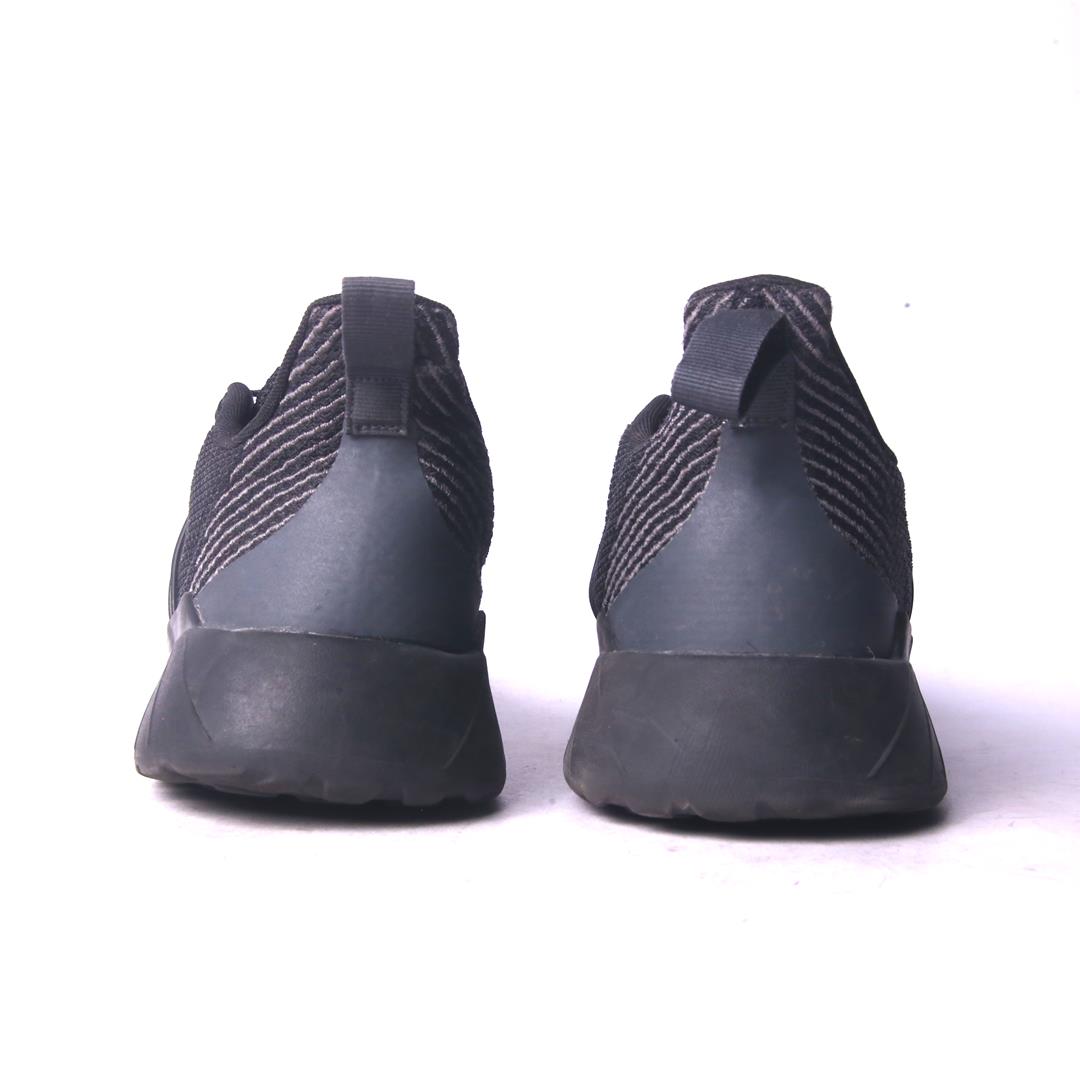 ADIDAS  QUESTAR FLOW