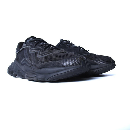 ADIDAS  OZWEEGO