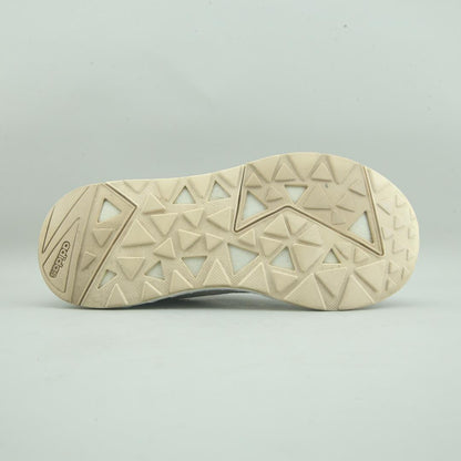 ADIDAS  QUESTAR BYD