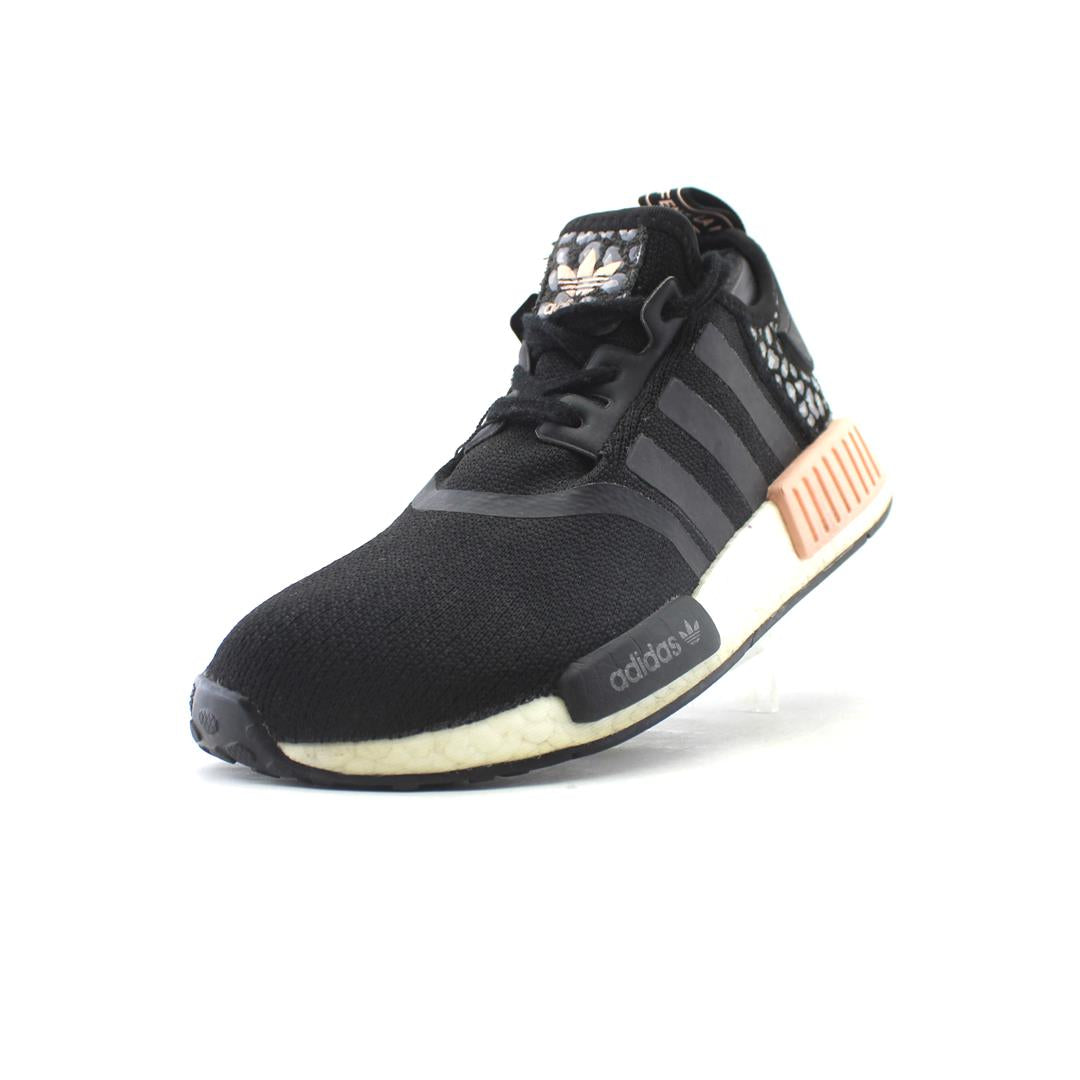ADIDAS  NMD R1
