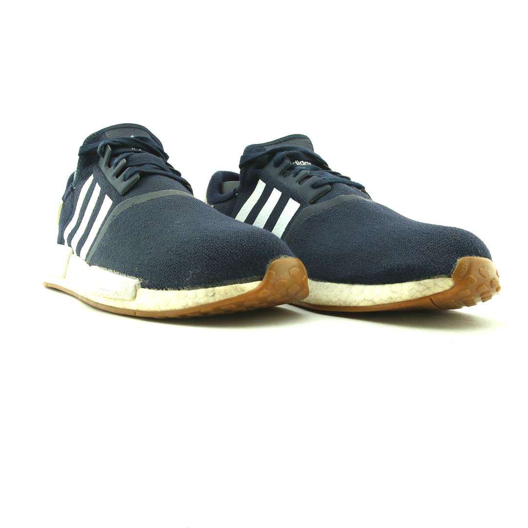 ADIDAS  NMD R1