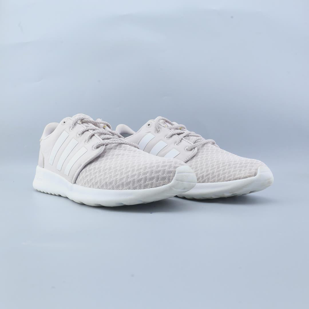 ADIDAS  QT RACER