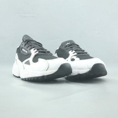 ADIDAS  FALCON