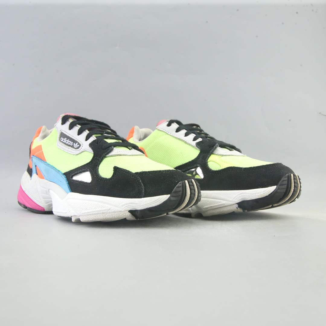 ADIDAS  FALCON