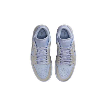 Jordan 1 Low SE Ghost Pearlized Quilt (W)