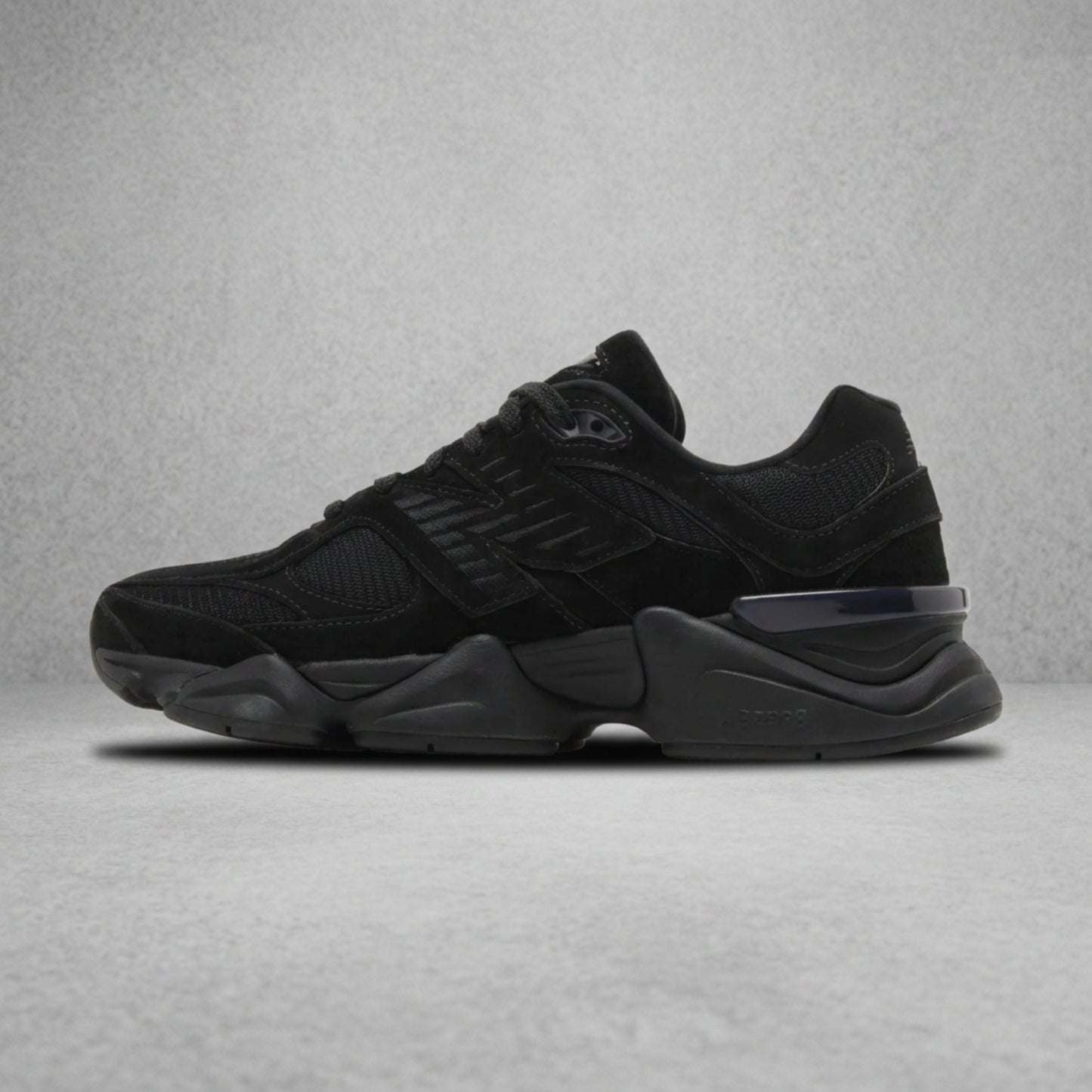 New Balance 9060 Triple Black