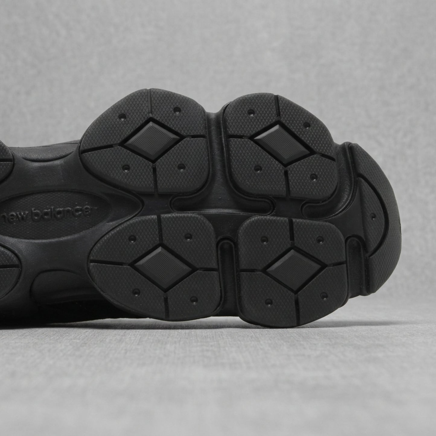 New Balance 9060 Triple Black